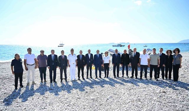 Tekirova Sahili'nde deniz yaşamını koruma çalışmaları başladı