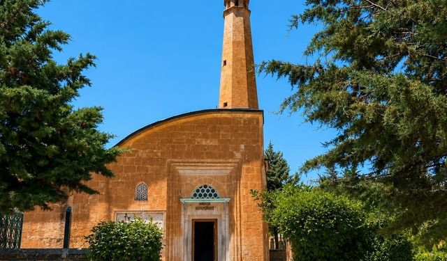 Tillo'daki tarihi türbe yeniden ziyarete açıldı