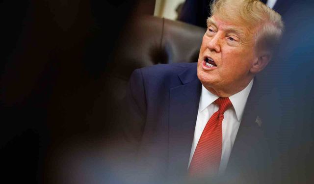 Trump, Rusya ve İran'ı hedef alan yaptırım tasarısını imzaladı