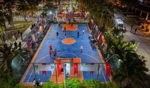 Turgutreis'te basketbol şöleni başladı
