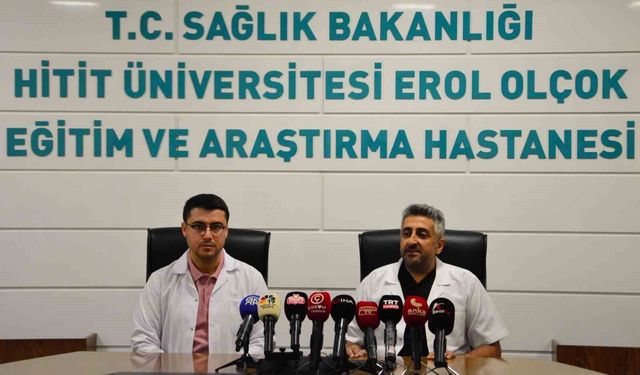 Vatandaşın boğazından çıkan canlı sülük doktorları bile şaşırttı: 'İlk defa gördüm'