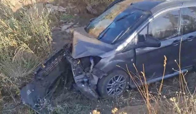 Yüksekova-Van yolunda trafik kazası: 4 yaralı
