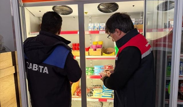 Ahlat'ta okul çevrelerinde gıda denetimleri aralıksız sürüyor