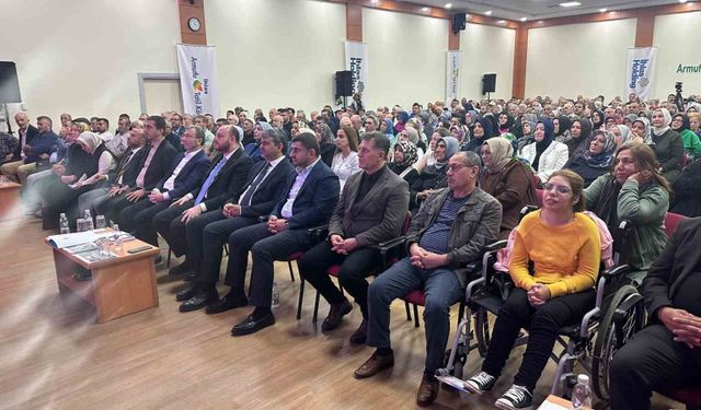 AK Parti Genel Başkan Yardımcısı Büyükgümüş: 'Yanlışa düşenin bu çatıda yeri yok'