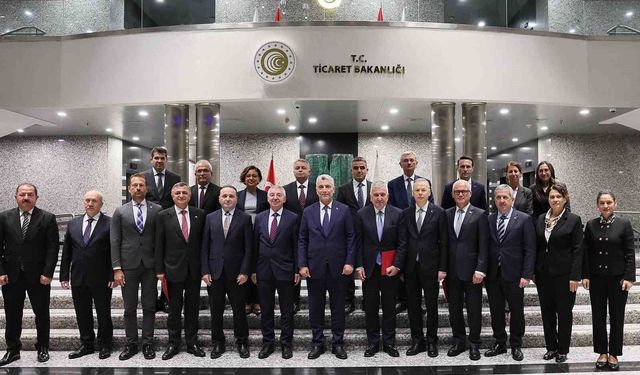Bakan Bolat: 'Türk otomotiv sanayisinin Avrupa Birliği'nin Sanayi Hızlandırma Yasası Taslağı'na dâhil edilmesi için girişimlerimizi sürdüreceğiz'