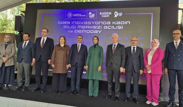 Bakan Kacır: 'Kadınların bilimde ve üretimde güçlü bir şekilde yer alması, ülkemizin kalkınmasının temel anahtarıdır'