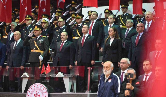 Başkan Ahmet Akın: 'Cumhuriyetimize sonsuza kadar sahip çıkacağız'