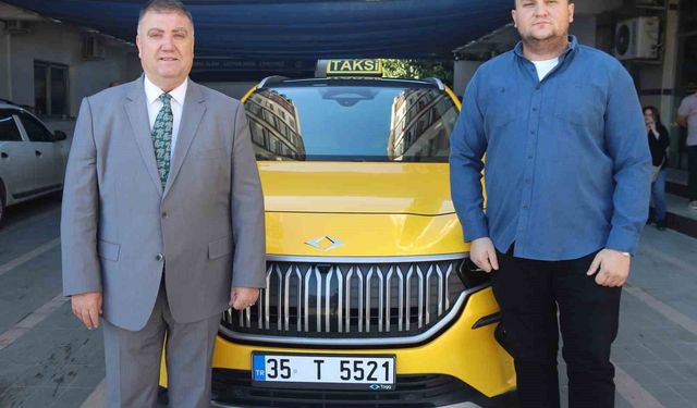 Başkan Özkan'dan 'TOGG' çağrısı: 'Gelin 150 bin esnafı mutlu edin'