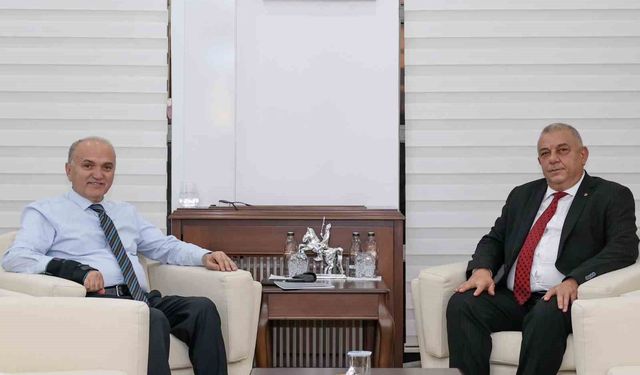 Başkan Özlü, 'Omuz omuza hizmet etmeye devam edeceğiz'