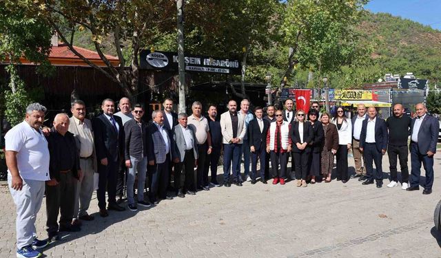 Başkan Ünlü muhtarlarla bir araya geldi