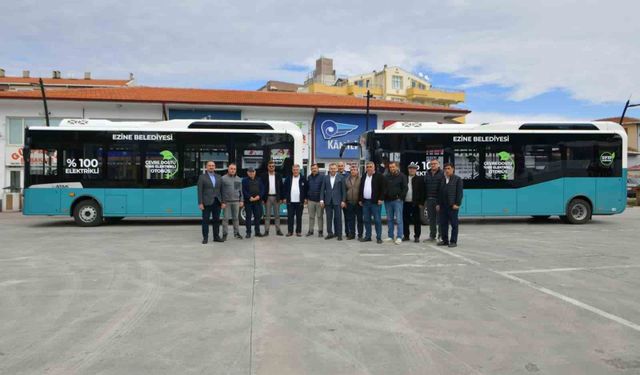 Başkan Yüksel, elektrikli otobüsleri tanıtmak için direksiyon başına geçti