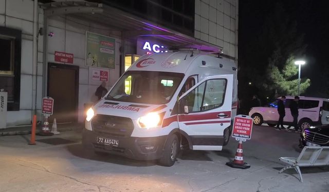 Batman'da otomobil bahçeye daldı: 5 yaralı