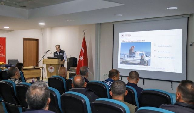 Bingöl'de su ürünleri üreticilerine balık hastalıkları ve yetiştiricilik eğitimi verildi