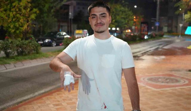 Boks makinesine vurmak isterken duvarı yumrukladı: 'Yanlış bir insanı düşündüm, fazla geldi'