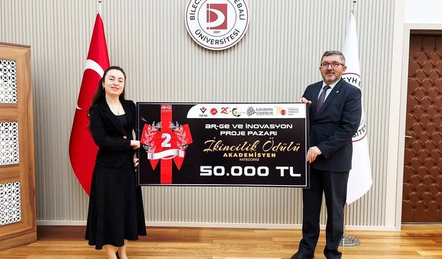 BŞEÜ'lü akademisyene 50 bin TL'lik ikincilik ödülü