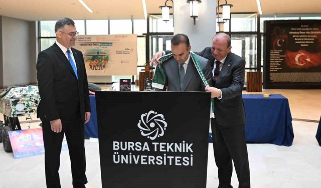 BTSO Başkanı Matlı'dan Bakan Kacır'a Bursaspor atkısı