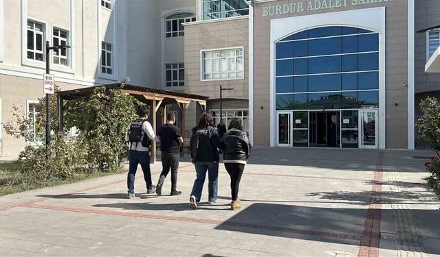Burdur'da 3 bin 97 kullanımlık uyuşturucuyla yakalanan 2 şüpheli tutuklandı