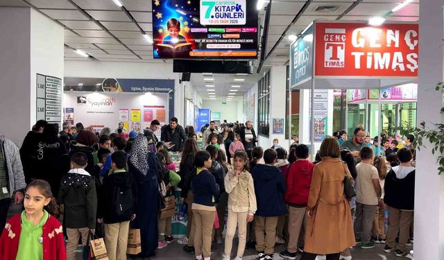 Çayırova 7. Kitap Günleri'ne öğrencilerden yoğun ilgi