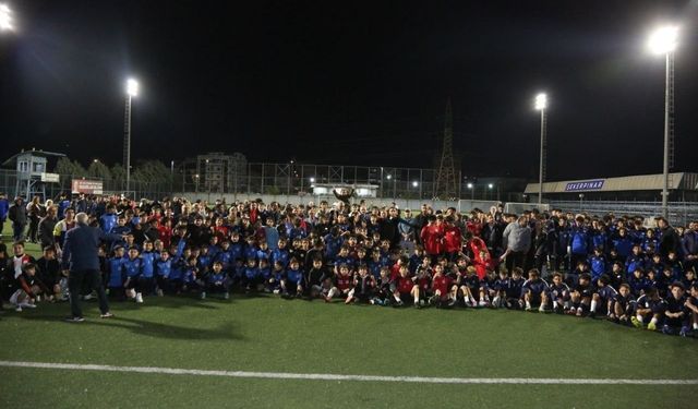 Çayırova'da amatör spor kulüpleri yeni sezonu açtı