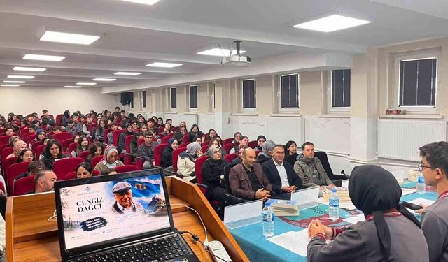 Cengiz Dağcı panellerinin ikincisi Milli İrade Anadolu Lisesinde düzenlendi