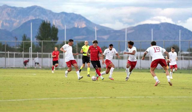 Çorum FK, hazırlık maçında Antalyaspor'a 2-1 mağlup oldu