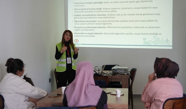 Denizli Büyükşehirden kadınlara yönelik eğitim seferberliği