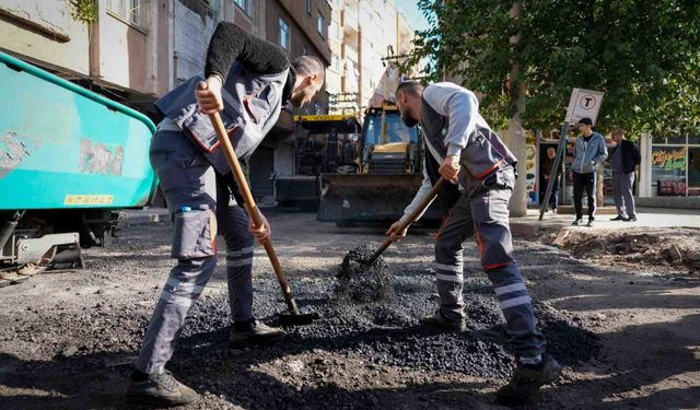 Diyarbakır'da altyapı çalışmaları tamamlanan caddelere 4 bin 200 ton asfalt serilecek
