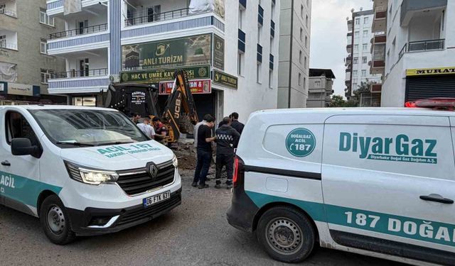 Diyarbakır'da çalışma esnasında doğal gaz borusu çatladı, ekipler harekete geçti