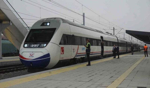 Edirne'den hızlı trenle yeni dönem başladı