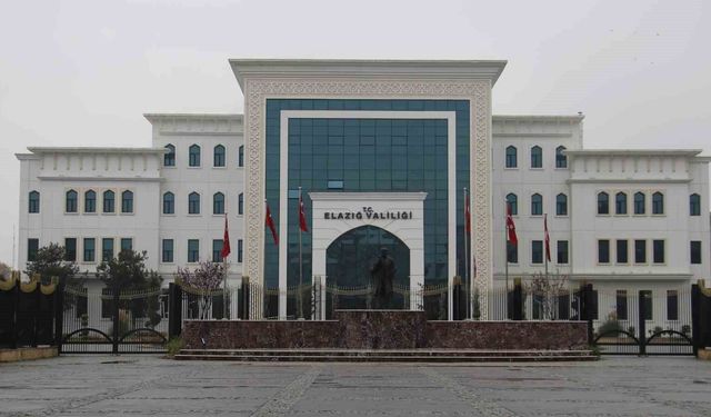 Elazığ'da eğitime yarım gün ara verildi