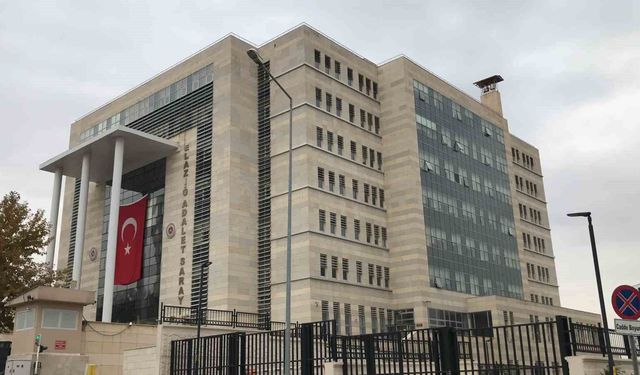 Elazığ'daki cinayet davasında sanık: 'Arkası bana dönükken maktule 1 el ateş ettim'