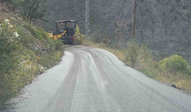 Erzurum Büyükşehir'den İspir'e stratejik dokunuş: 6 mahallenin yol çilesi bitti