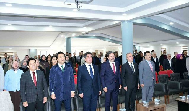 Eskişehir'de ÇEDES projesi 2026-2027 eğitim öğretim yılı tanıtım toplantısı yapıldı