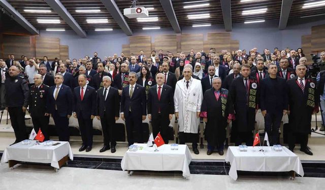 Fırat Üniversitesi'nde yeni akademik yıl başladı