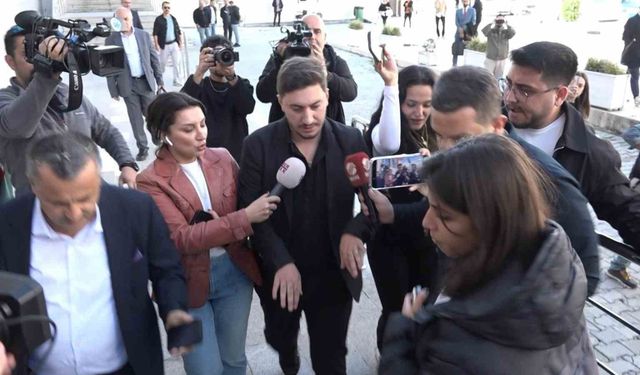 Güllü davasının ilk duruşması için oğlu Tuğberk Yalova Adliyesi'nde