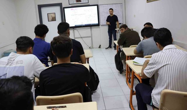 Haliliye'de gençlerin başarı yolculuğuna eğitim desteği