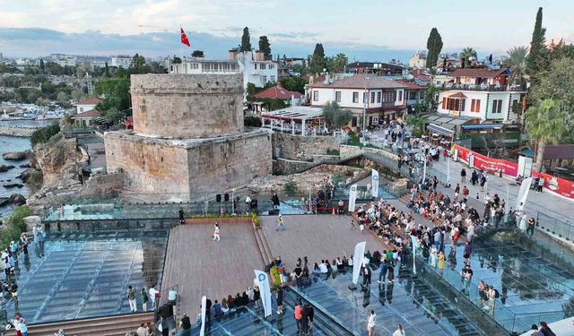 Hıdırlık Kulesi'nde 'Gün Batımı Konserleri' sürüyor