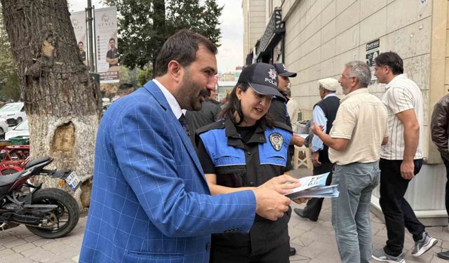 Iğdır'da cuma namazı çıkışında vatandaşlara dolandırıcılık uyarısı