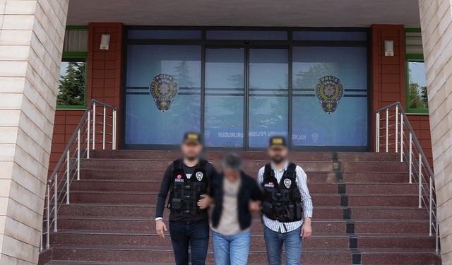 Isparta'da 10 yıl 8 ay hapis cezası ile aranan şahıs yakalandı