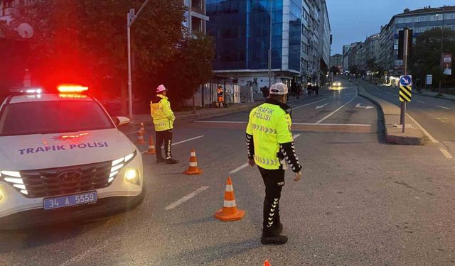 İstanbul'da 29 Ekim Cumhuriyet Bayramı dolayısıyla bazı yollar trafiğe kapatıldı