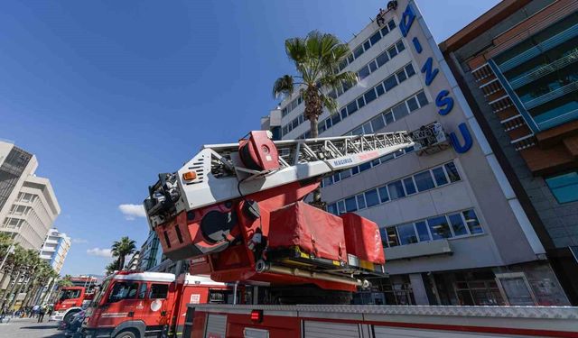 İzmir İtfaiyesi, gerçek olaylara tatbikatlarla hazırlanıyor