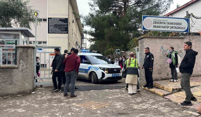 Kahramanmaraş'ta inşaat çalışması sırasında çıkan gazdan etkilenen öğrenciler hastaneye kaldırıldı