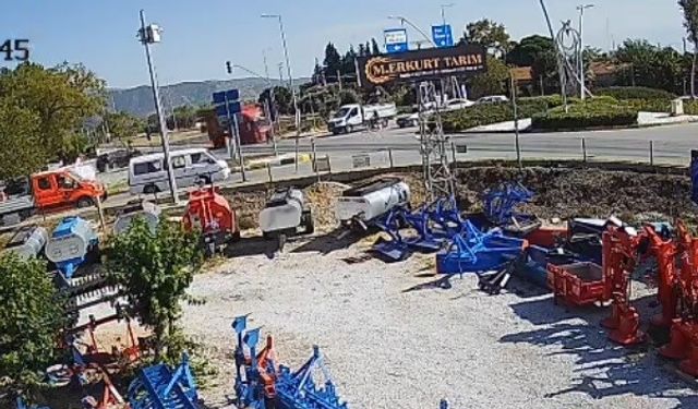 Kamyonetin altında kalmaktan son anda kurtuldu, o anlar kamerada