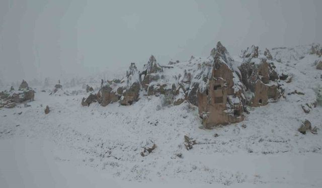 Kapadokya'da düşen kaya parçasının önceki görüntüsü