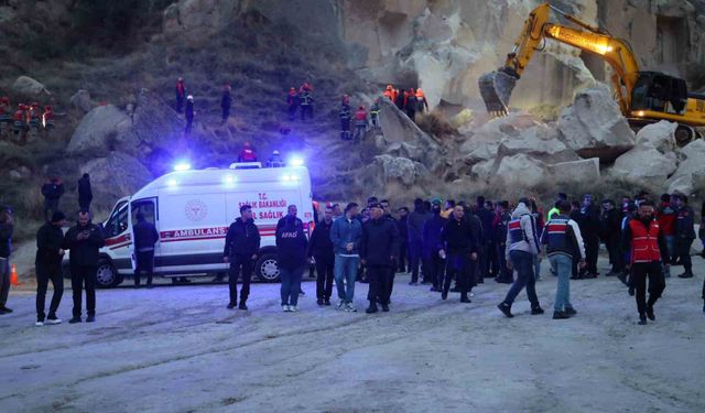 Kapadokya'da yıkılan peribacasının altında kalan 1 kişinin cansız bedenine ulaşıldı