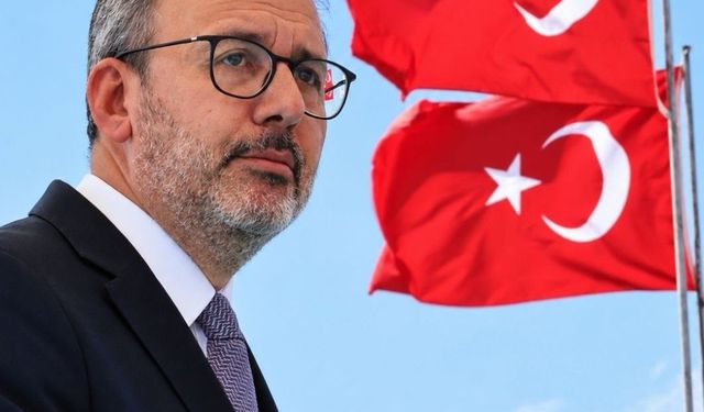 Kasapoğlu: 'Cumhuriyet mirasımız, demokrasi nefesimiz, gençlik ise ikinci asırdaki ufkumuzdur'