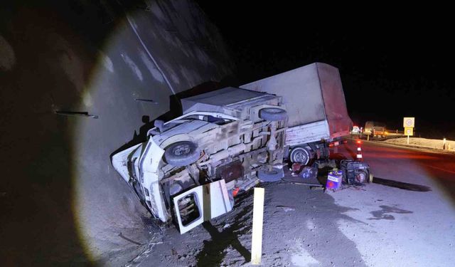 Kastamonu'da iki kamyonet çarpıştı: 9 yaralı