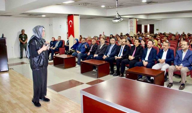 Kayseri Devlet Hastanesi'nde 'Evlilik Ehliyeti' konulu program düzenlendi