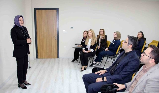 Kayseri Devlet Hastanesi'nde Palyatif Bakım Hemşireliği Sertifikalı Eğitim Programı başladı