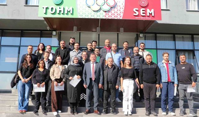 Kayseri'de Gençlik ve Spor İl Müdürlüğü personeline arama kurtarma eğitimi verildi